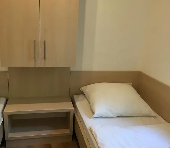 Πανσιόν Diofa Keszthely