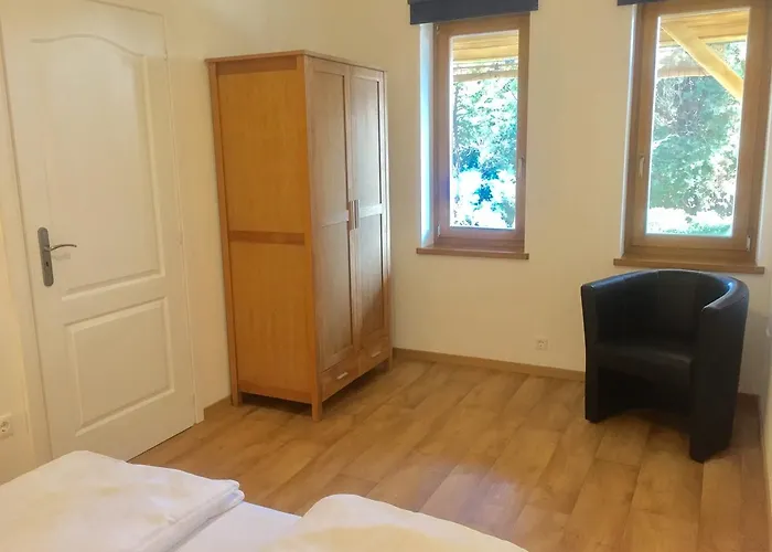 Diofa Πανσιόν Keszthely
